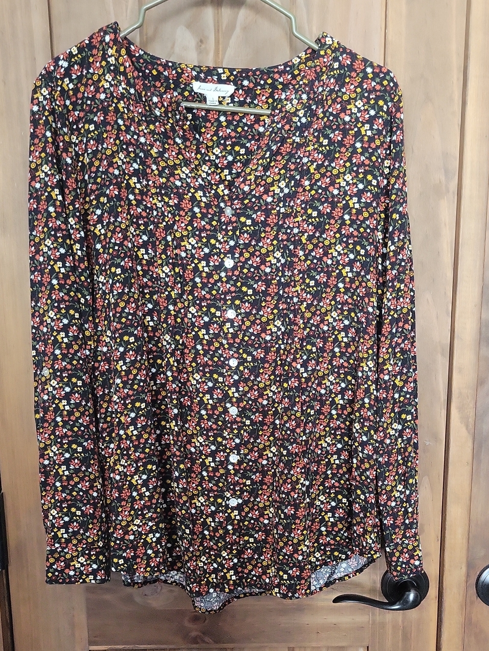 Jane and Delancey Black Floral Button-Front Top